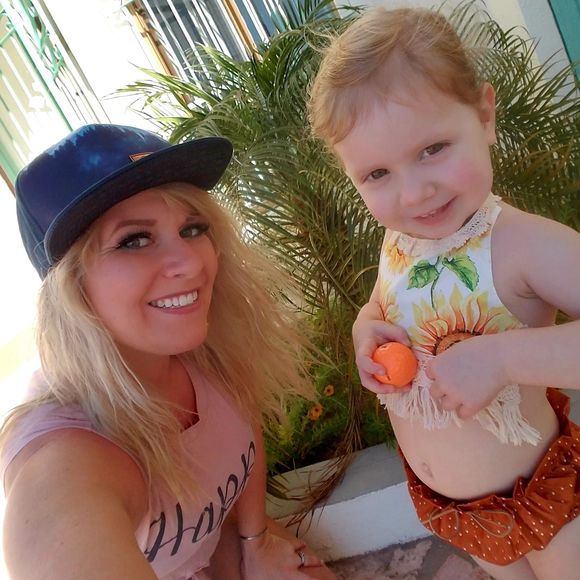 Meet your Posher, Danielle - Picture 1 of 1